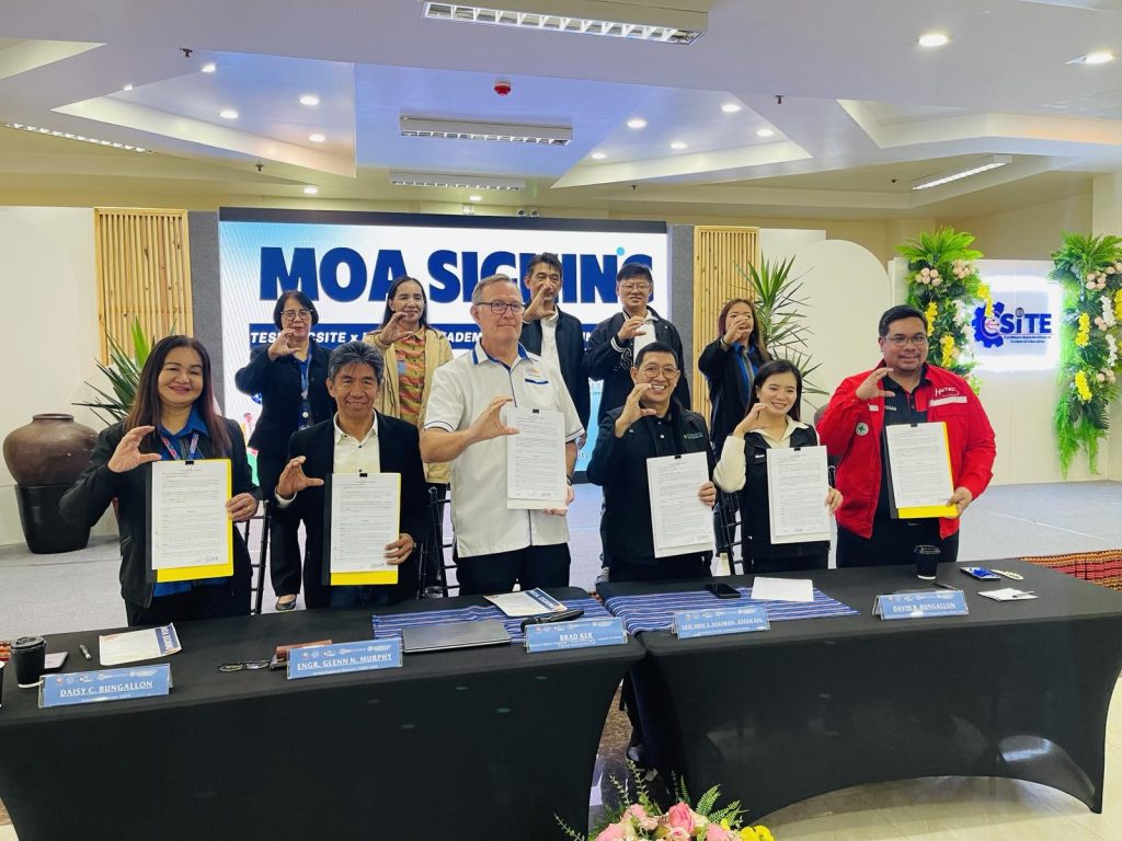 CSITE Formalizes Partnerships with HPI CyberTech Inc. and Labtech Academy